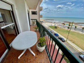 Frente al mar